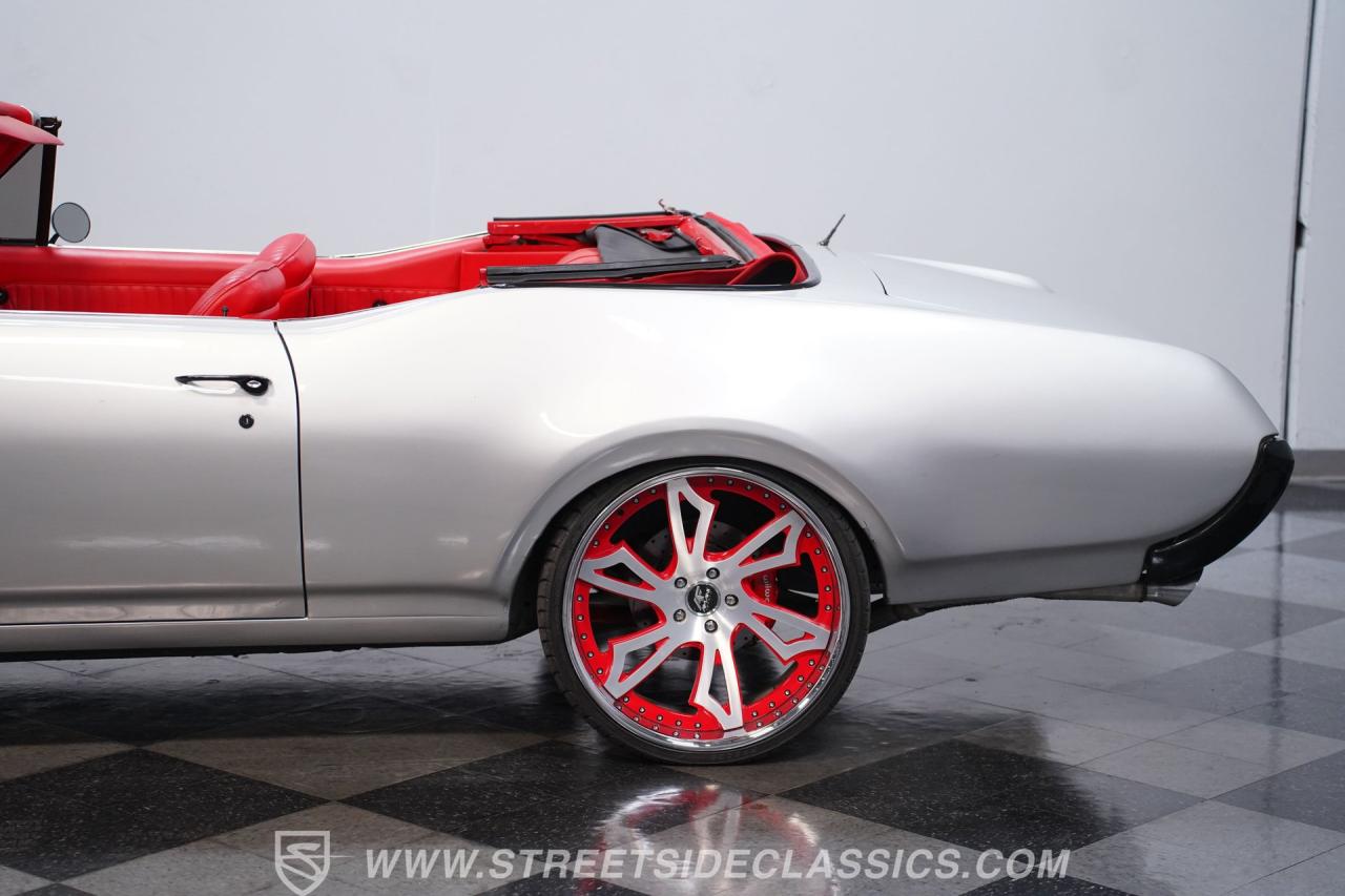 1968 Oldsmobile Cutlass Convertible LS3 Restomod
