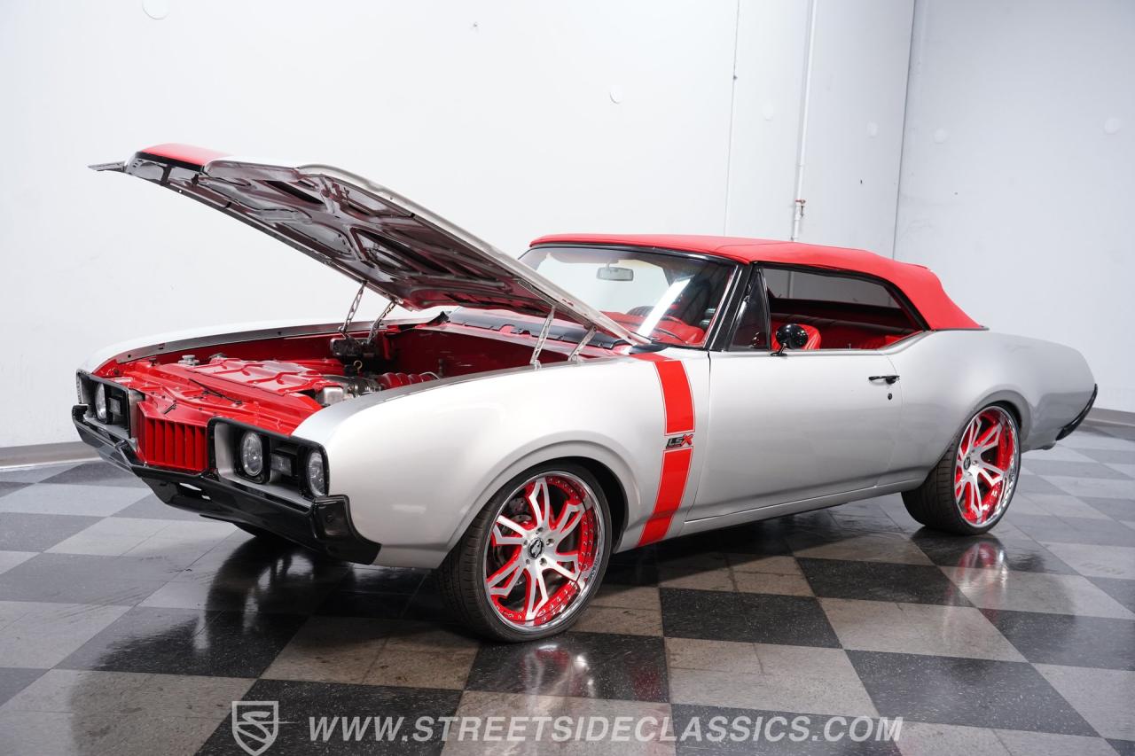 1968 Oldsmobile Cutlass Convertible LS3 Restomod