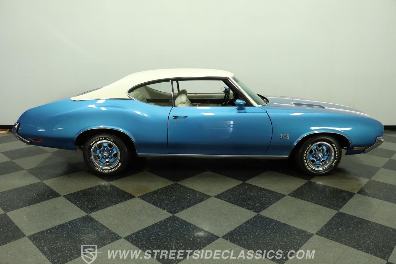 1972 Oldsmobile Cutlass 442 Tribute