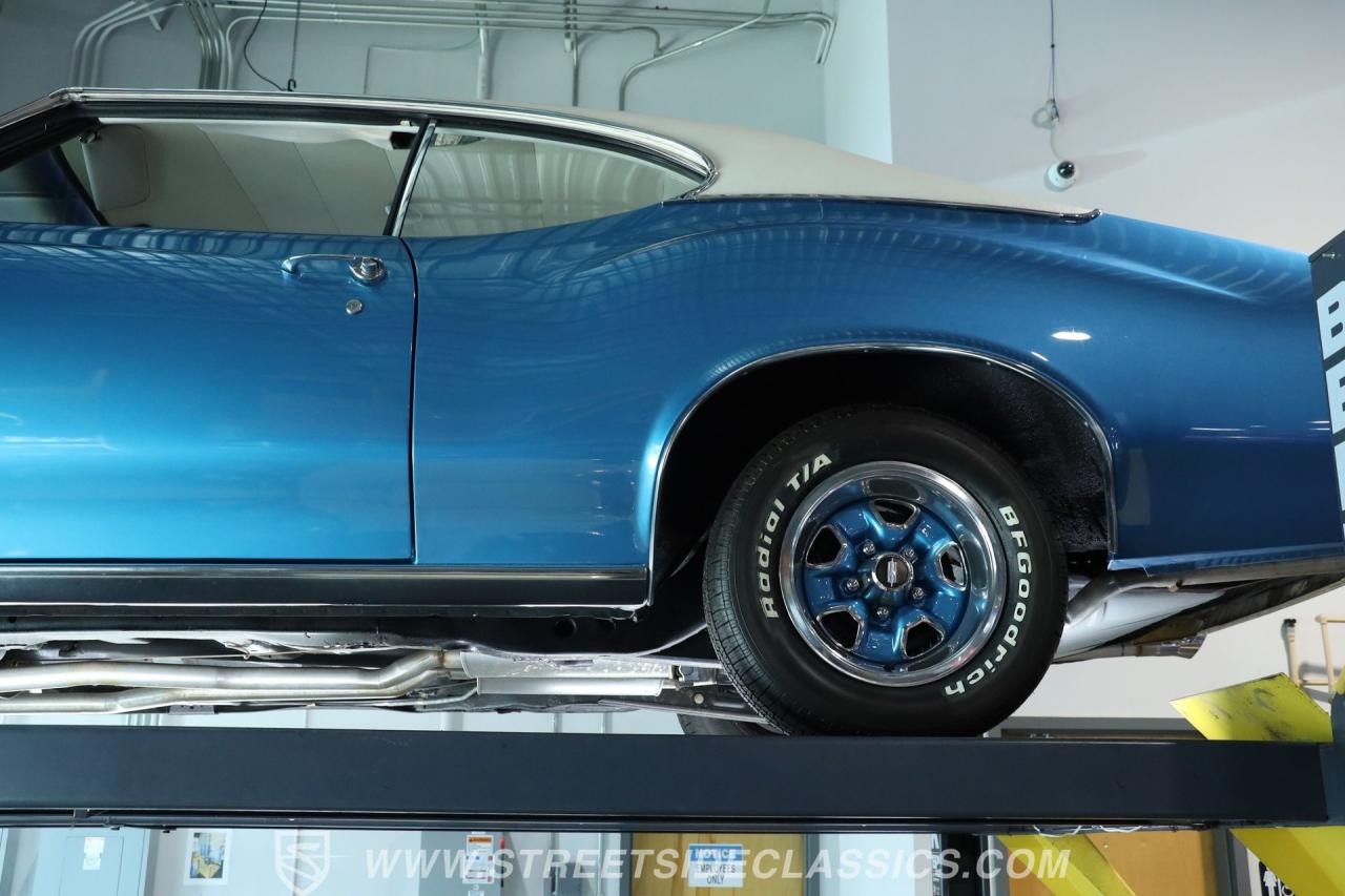 1972 Oldsmobile Cutlass 442 Tribute