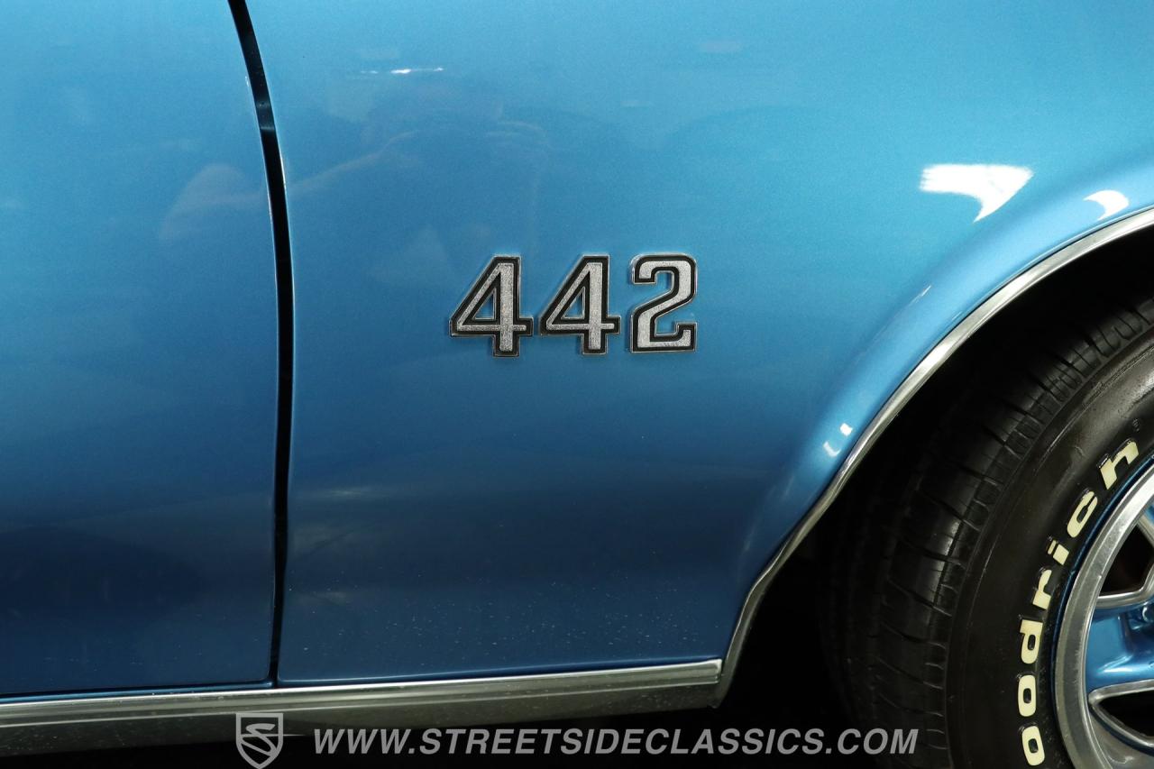 1972 Oldsmobile Cutlass 442 Tribute