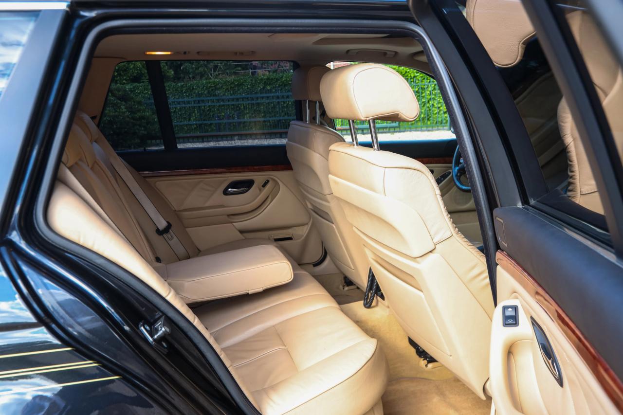 1998 Alpina B10 V8 Touring &ldquo; from Geneva&rdquo;