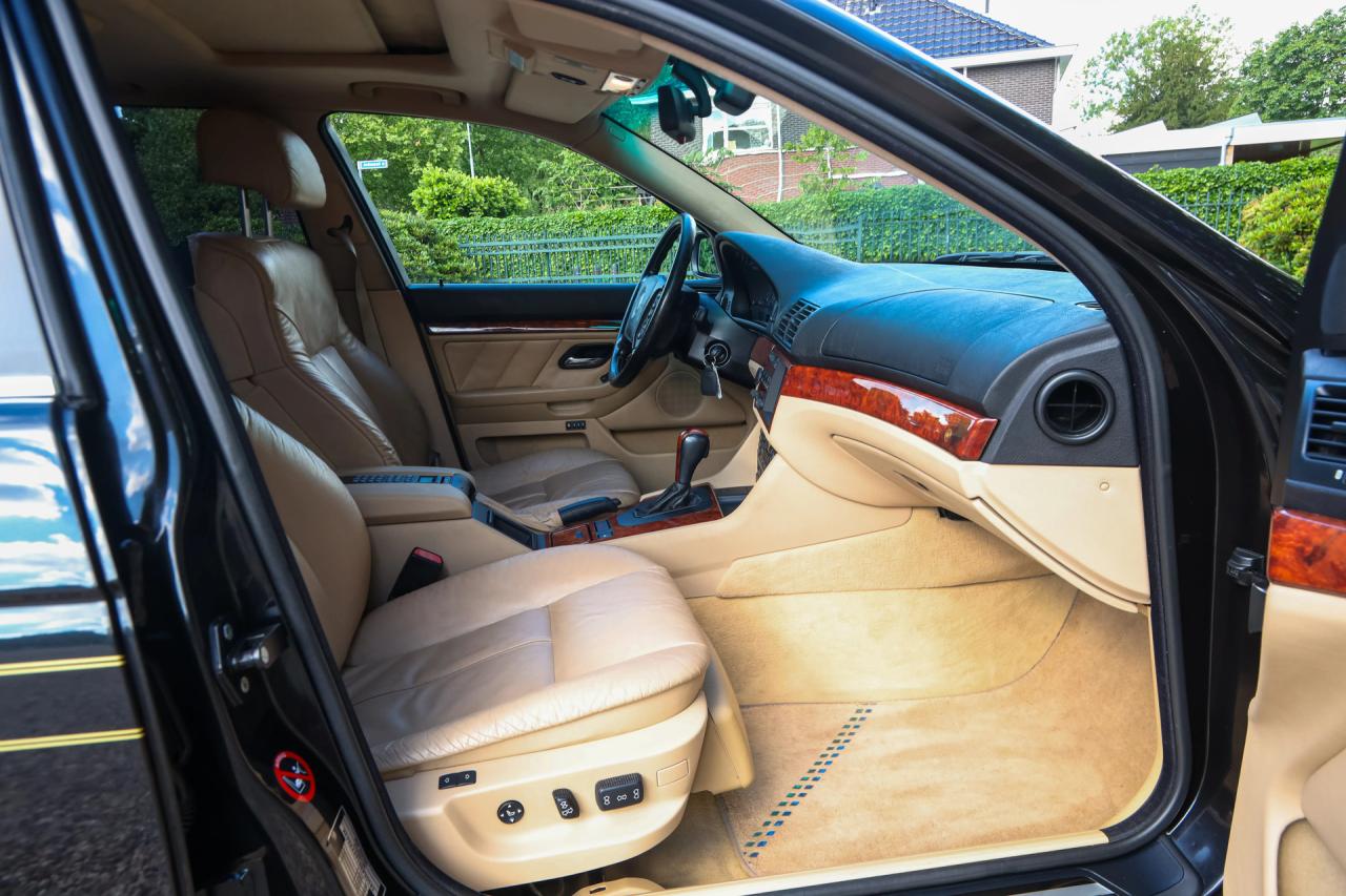 1998 Alpina B10 V8 Touring &ldquo; from Geneva&rdquo;