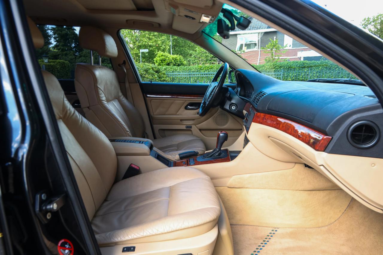 1998 Alpina B10 V8 Touring &ldquo; from Geneva&rdquo;