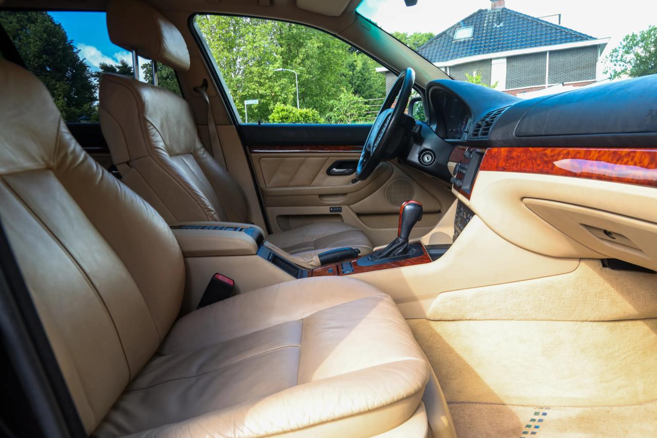 1998 Alpina B10 V8 Touring &ldquo; from Geneva&rdquo;