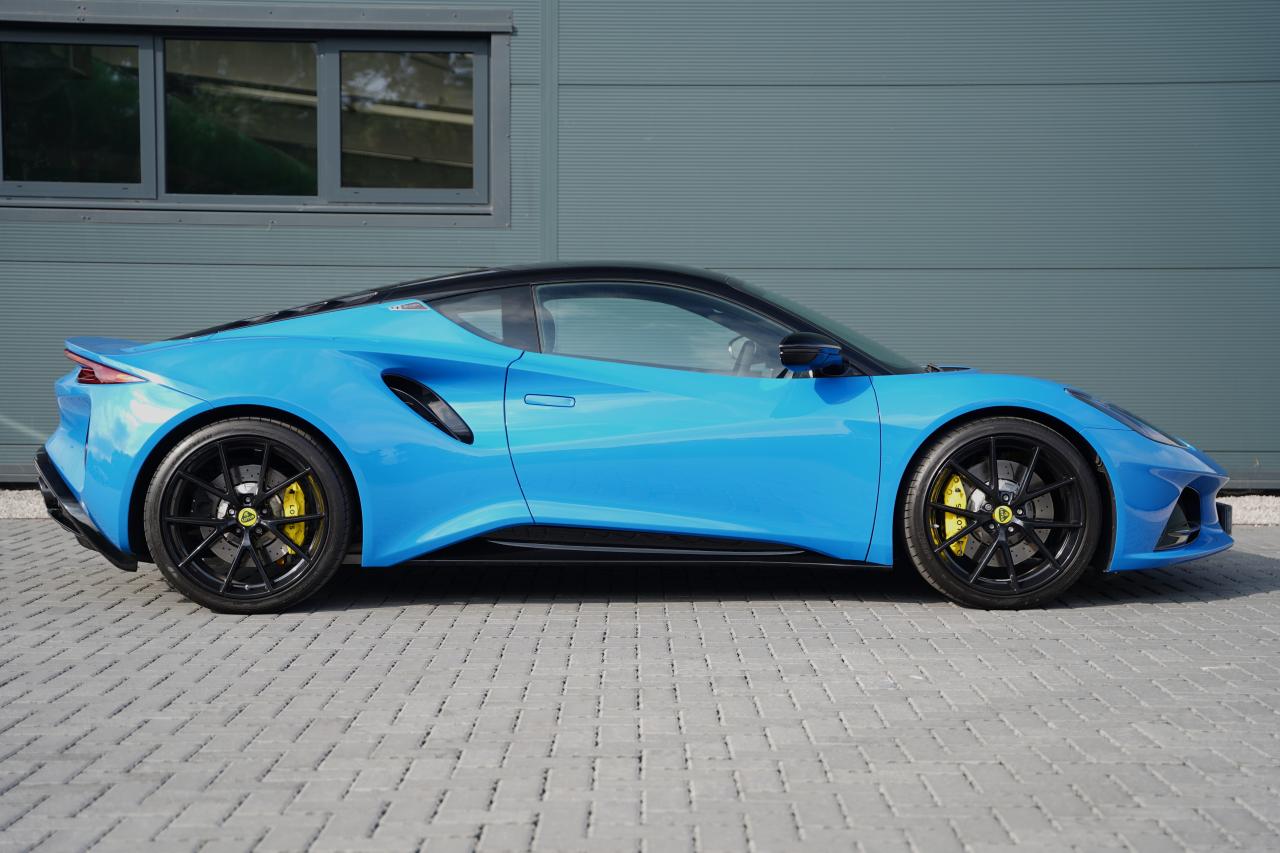 2023 Lotus Emira
