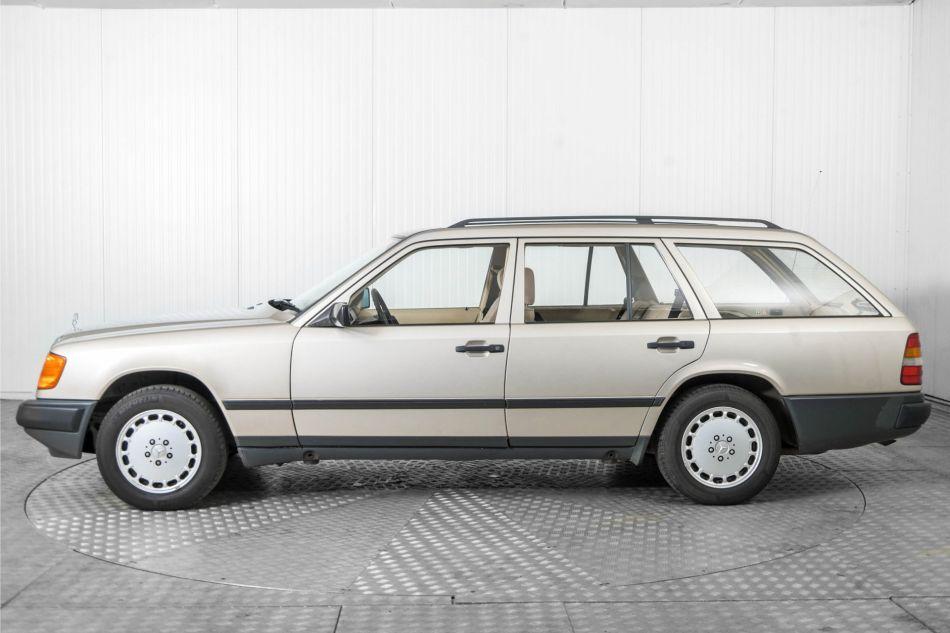 1987 Mercedes - Benz 230TE Combi