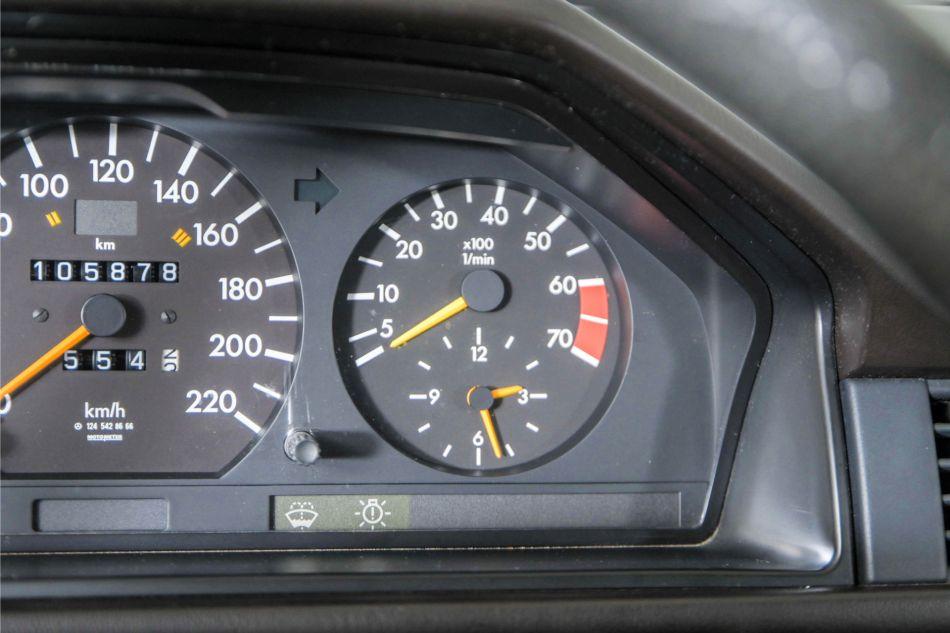 1987 Mercedes - Benz 230TE Combi