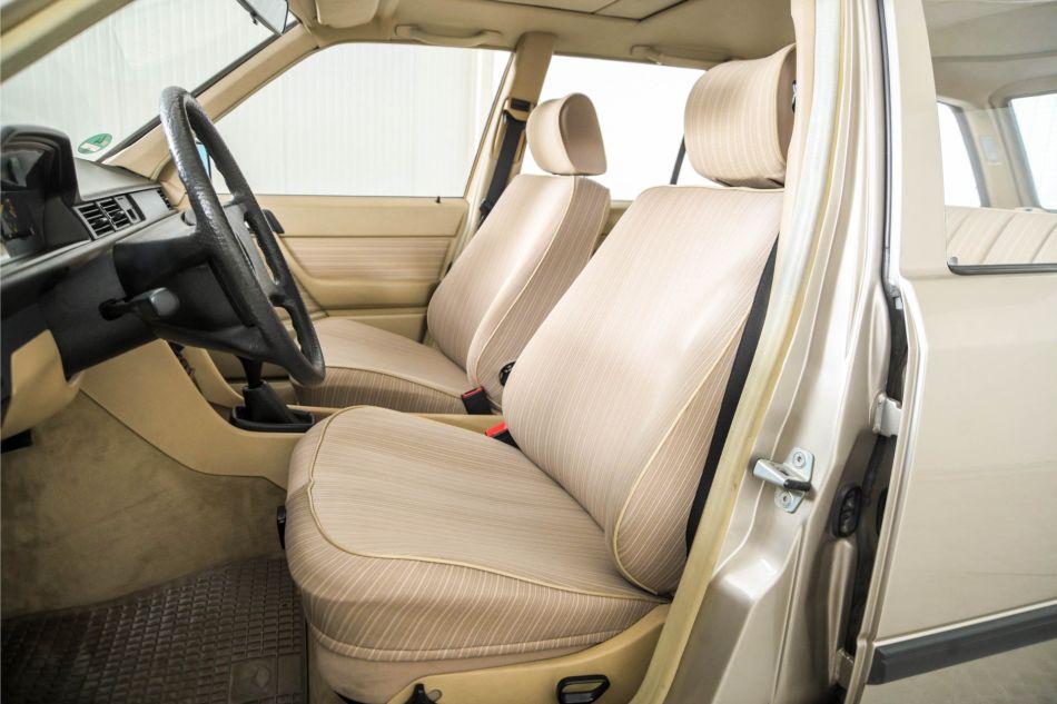 1987 Mercedes - Benz 230TE Combi