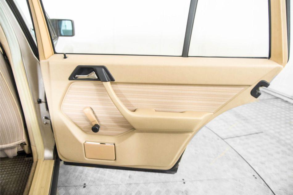 1987 Mercedes - Benz 230TE Combi