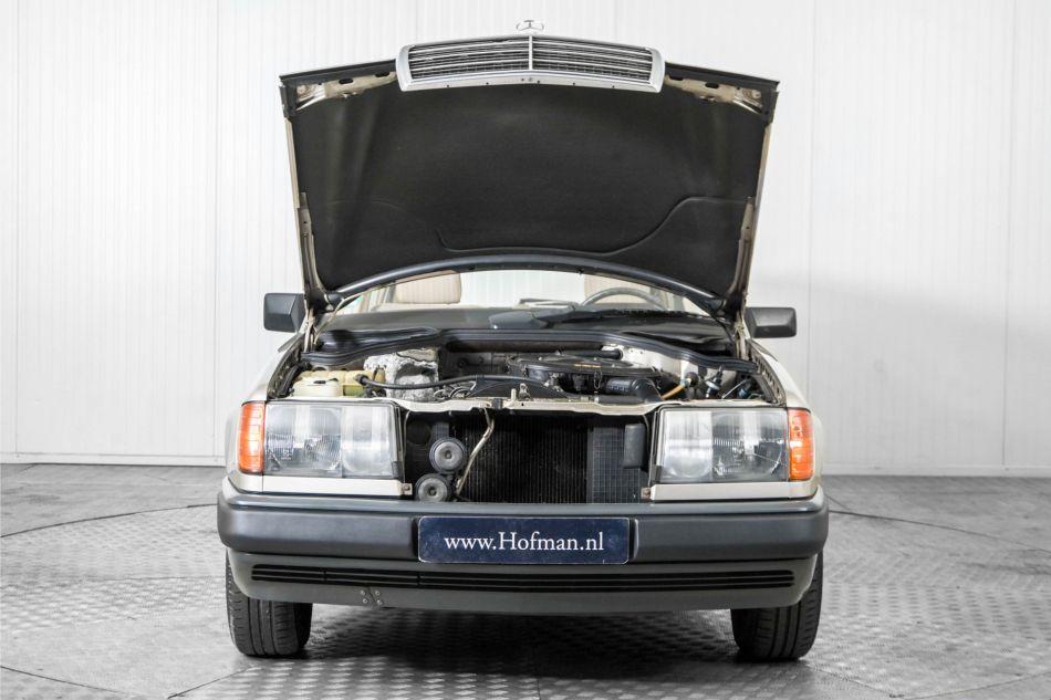 1987 Mercedes - Benz 230TE Combi