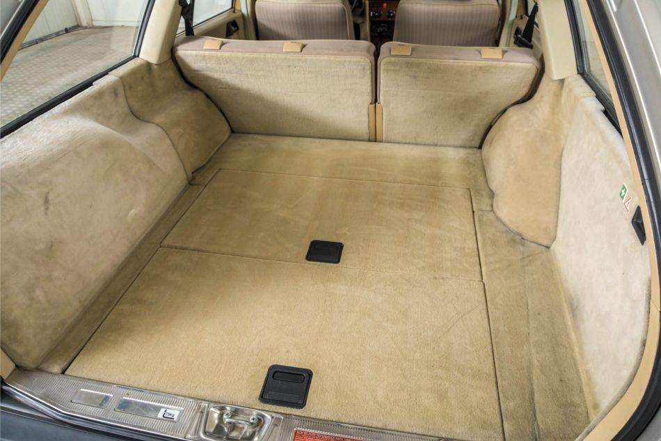 1987 Mercedes - Benz 230TE Combi