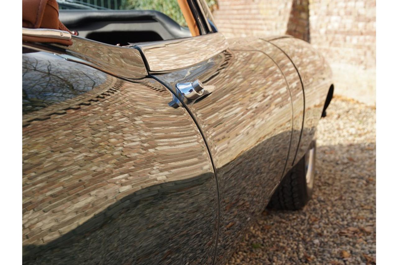1967 Jaguar E-Type Series 1 4.2 Roadster &ldquo;Nut and Bolt restored&rdquo;