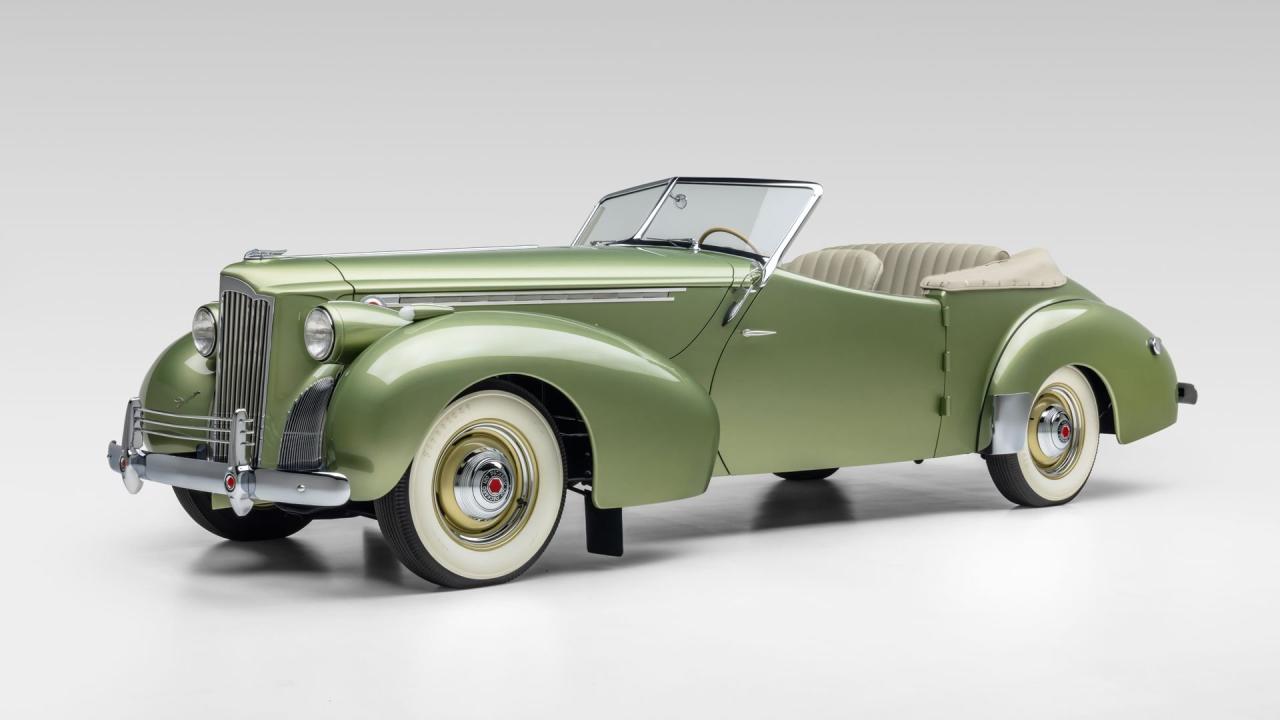 1940 Packard One Twenty Convertible Victoria by Darrin