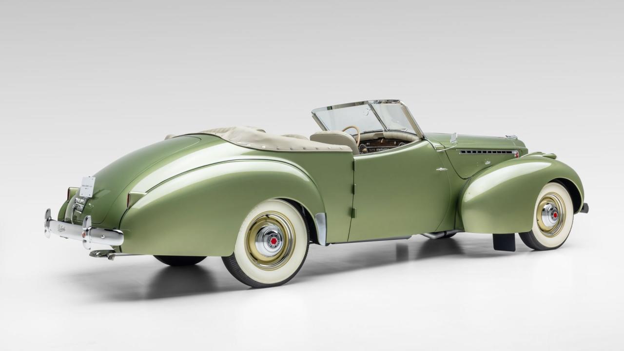 1940 Packard One Twenty Convertible Victoria by Darrin