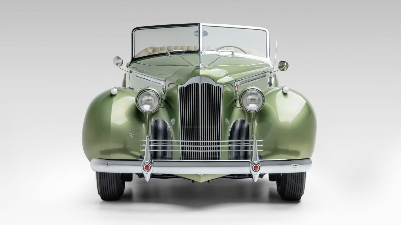 1940 Packard One Twenty Convertible Victoria by Darrin