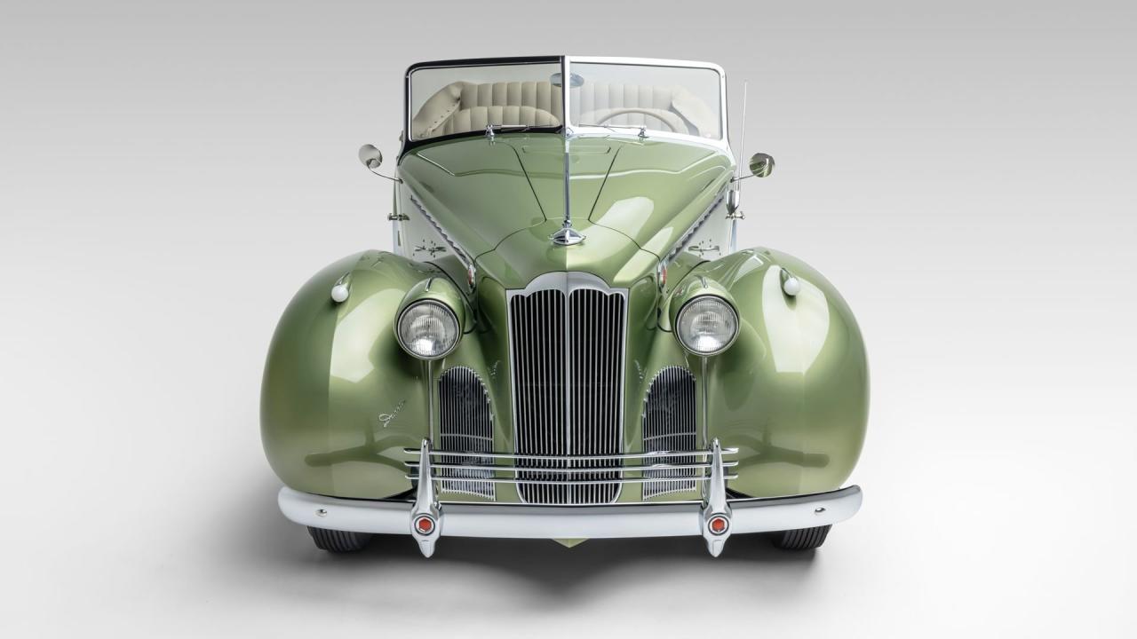 1940 Packard One Twenty Convertible Victoria by Darrin