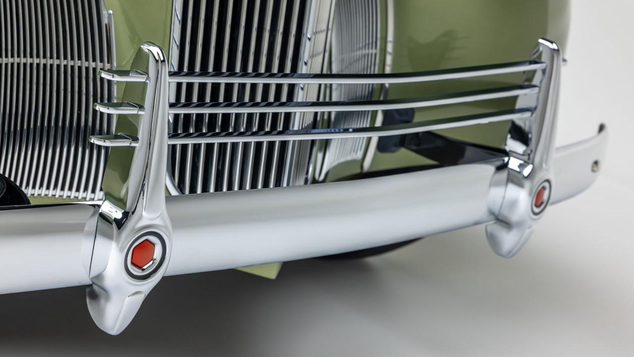 1940 Packard One Twenty Convertible Victoria by Darrin