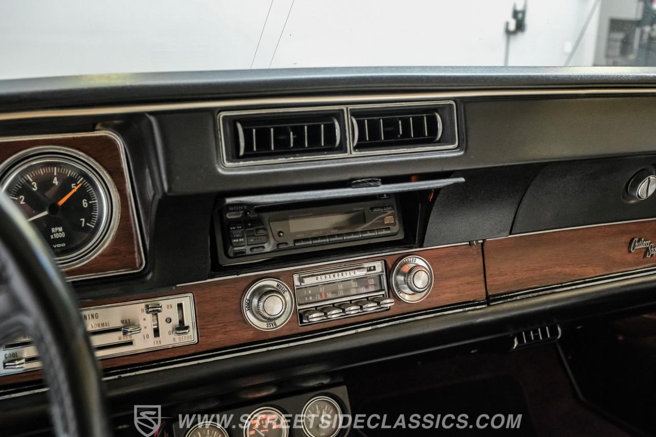 1971 Oldsmobile Cutlass Supreme Restomod