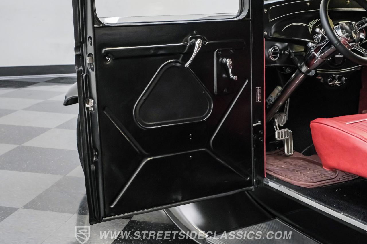 1932 Ford Model B Pickup Streetrod
