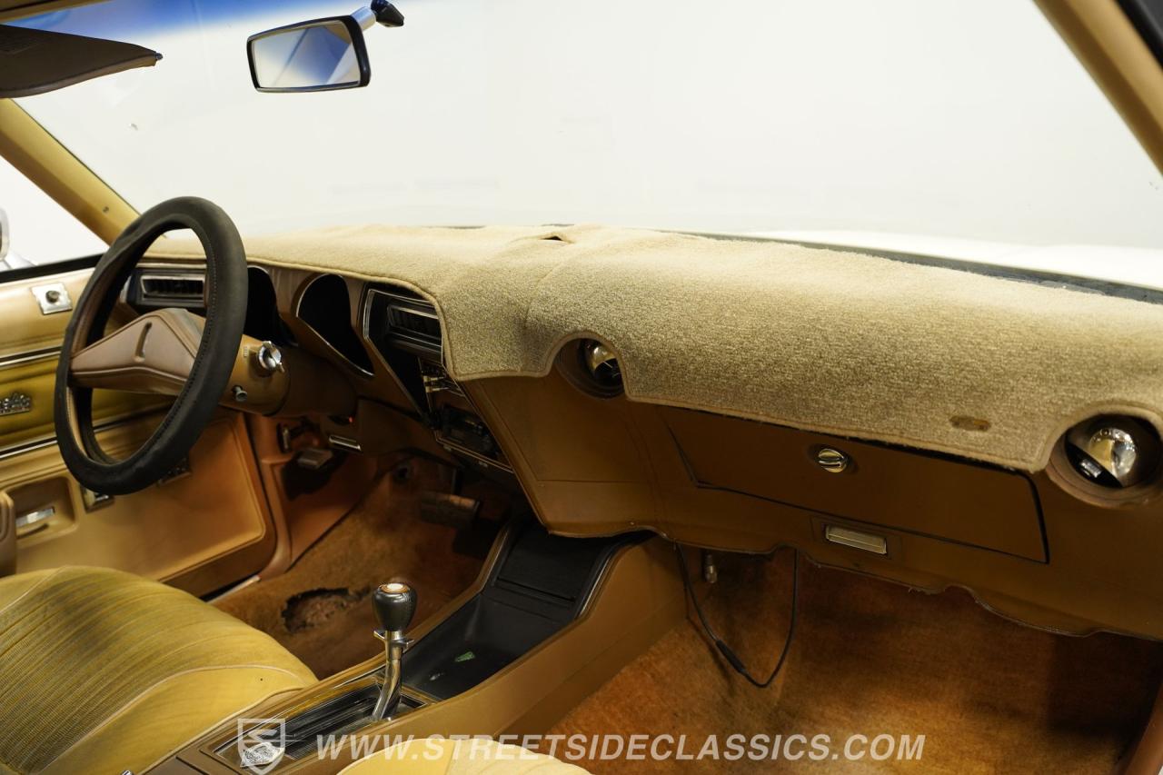 1976 Oldsmobile Cutlass Salon