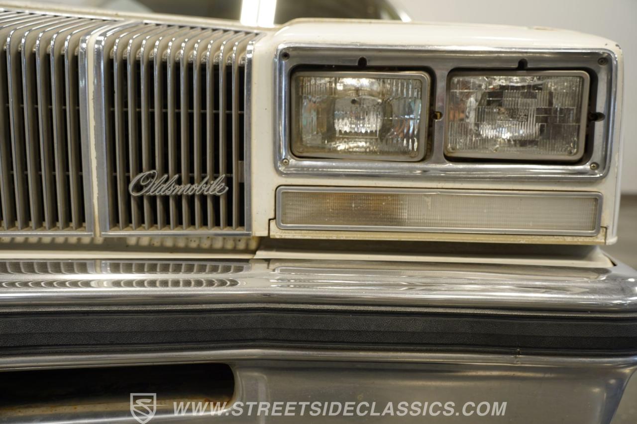 1976 Oldsmobile Cutlass Salon