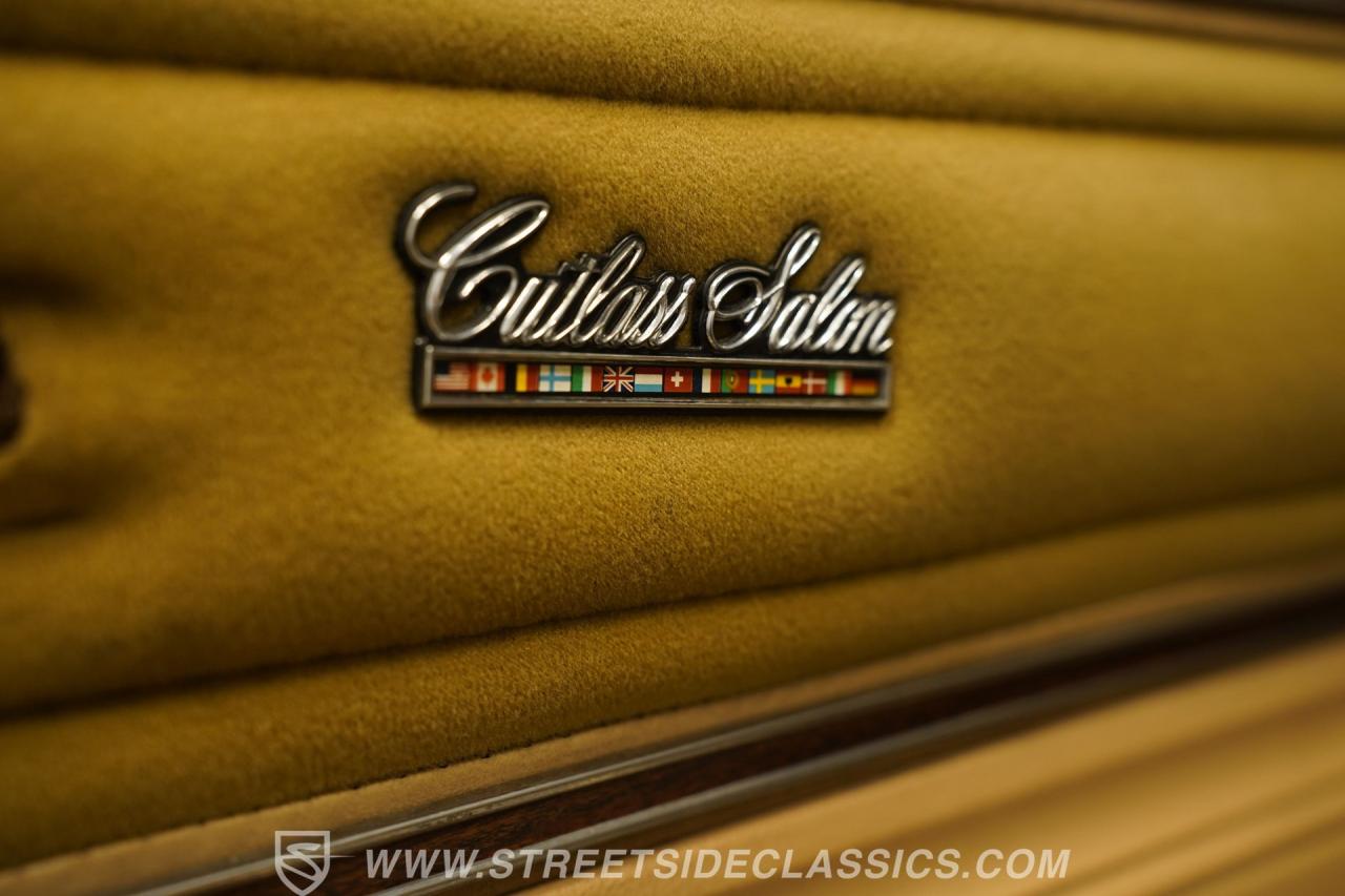 1976 Oldsmobile Cutlass Salon