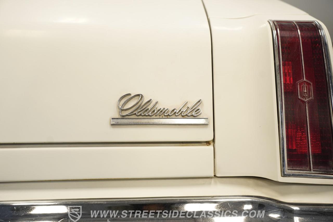 1976 Oldsmobile Cutlass Salon