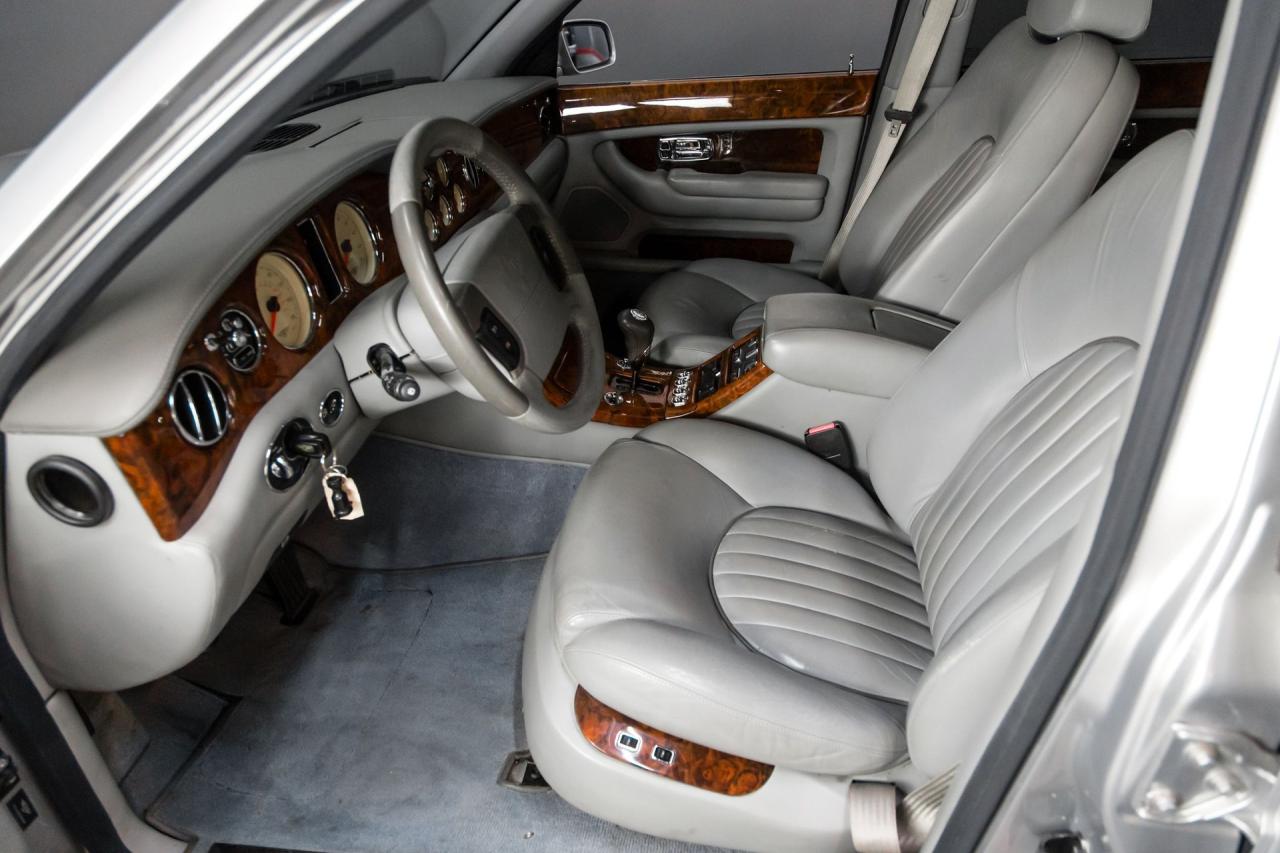2001 Bentley Arnage Red Label