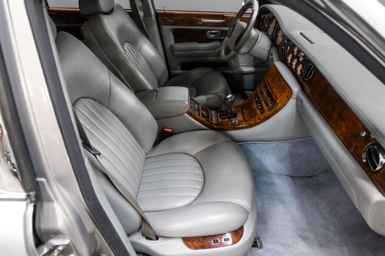 2001 Bentley Arnage Red Label