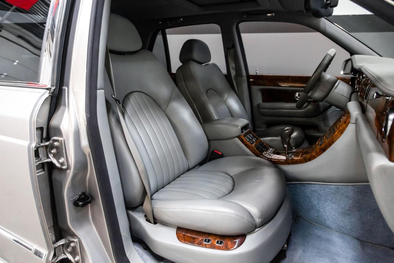 2001 Bentley Arnage Red Label
