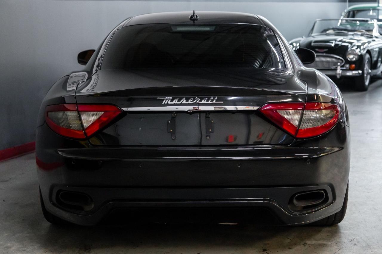 2013 Maserati Gran Turismo