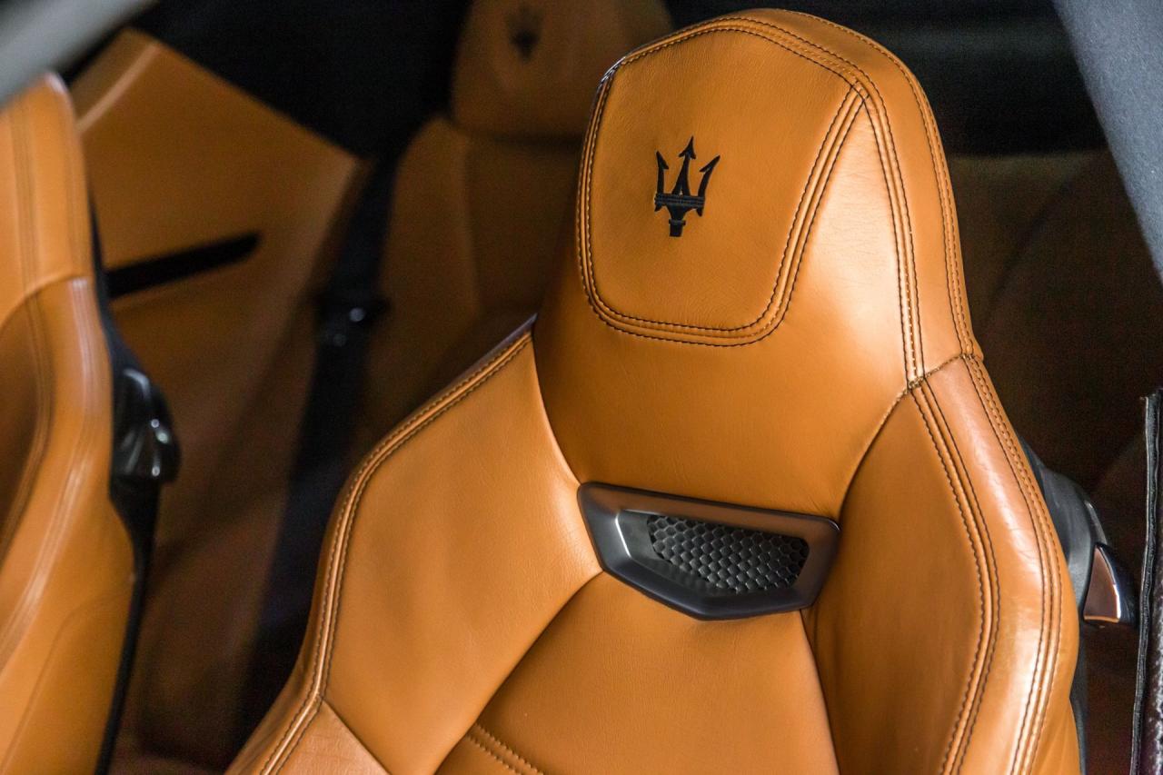 2013 Maserati Gran Turismo
