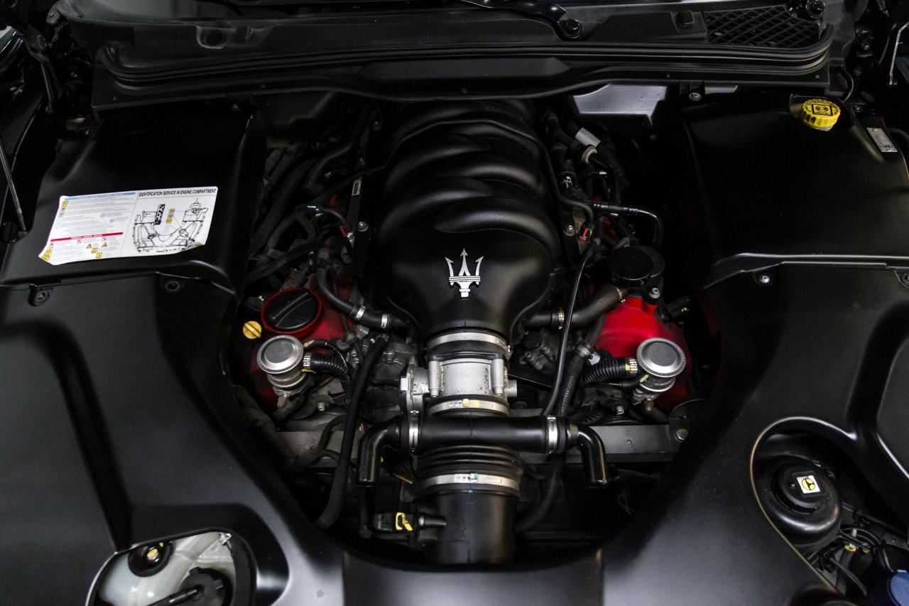 2013 Maserati Gran Turismo