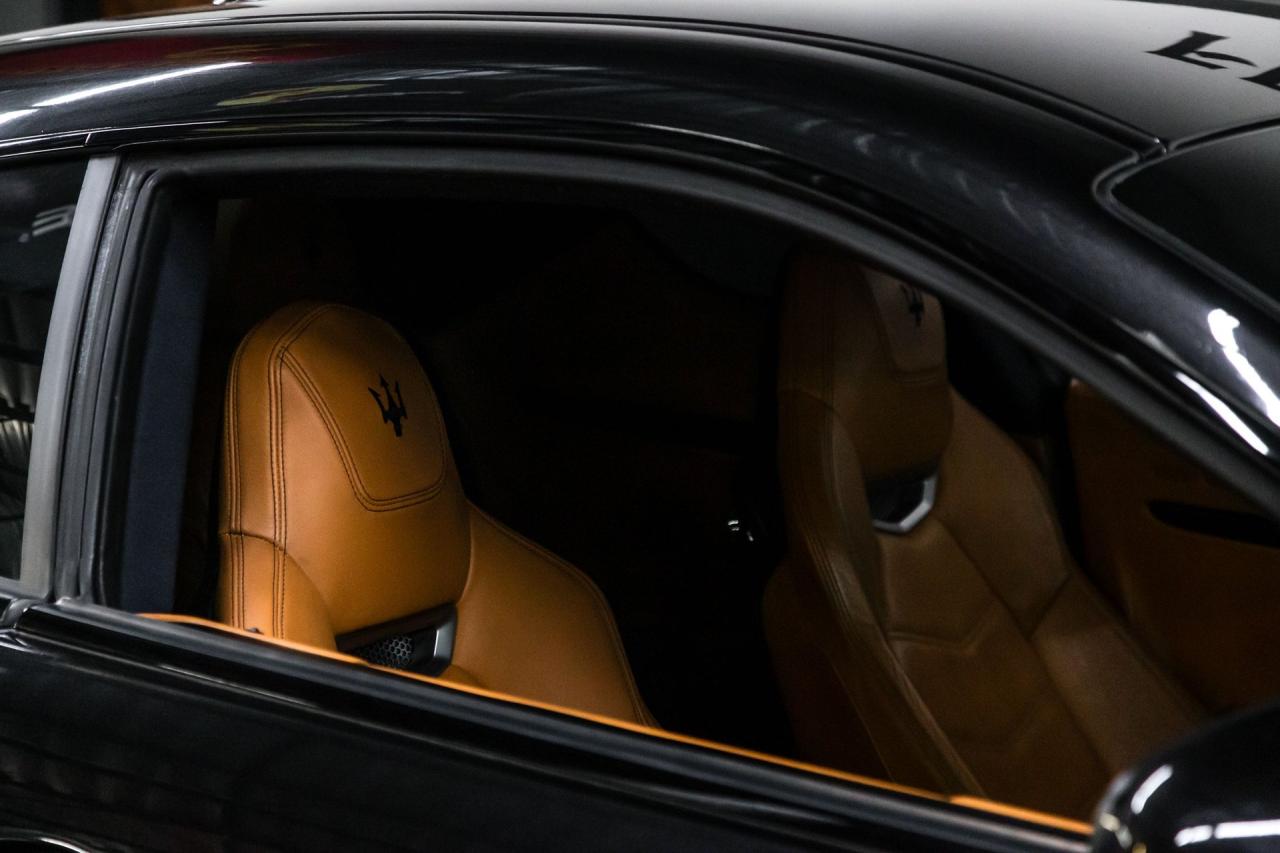 2013 Maserati Gran Turismo