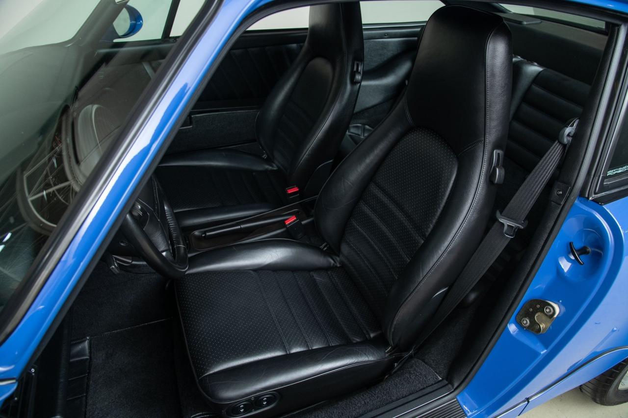 1993 Porsche 964 Carrera 2