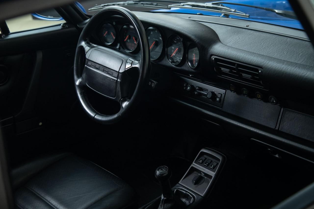 1993 Porsche 964 Carrera 2