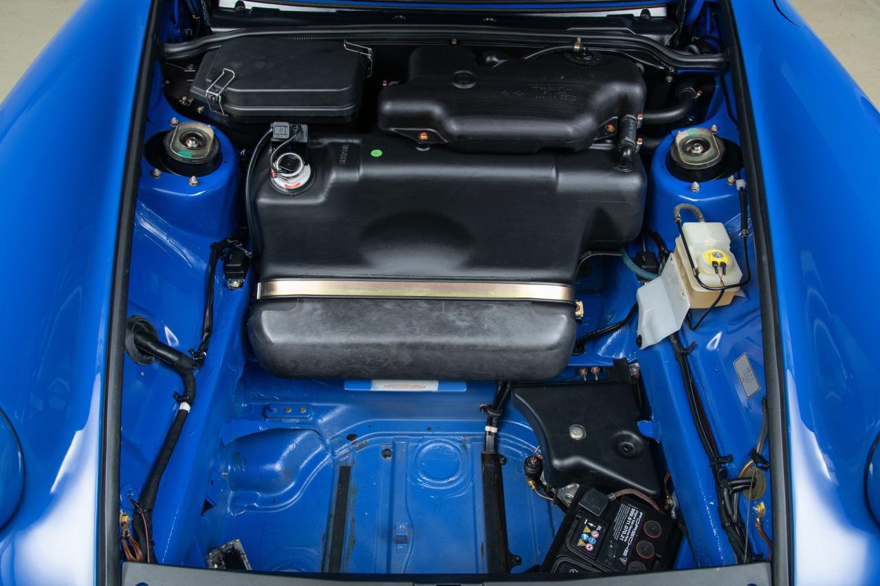 1993 Porsche 964 Carrera 2