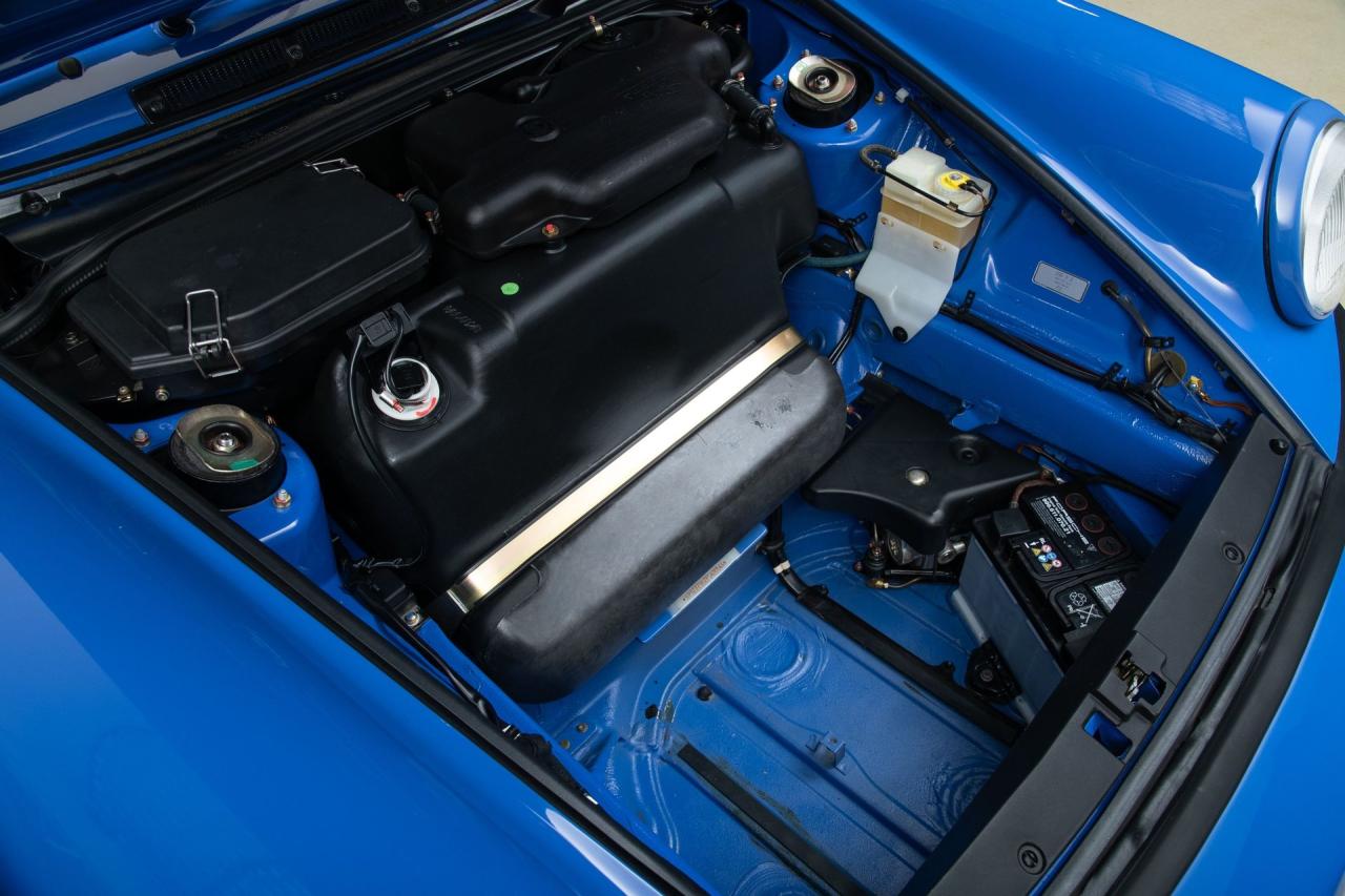 1993 Porsche 964 Carrera 2