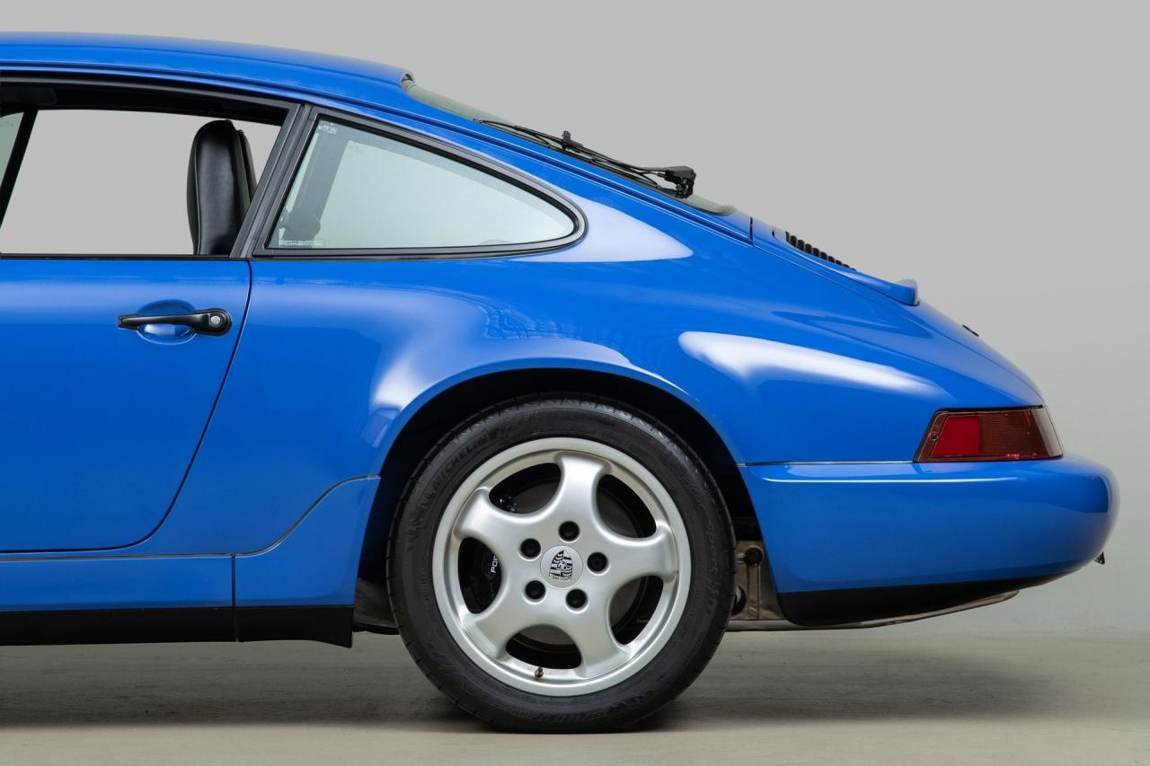 1993 Porsche 964 Carrera 2