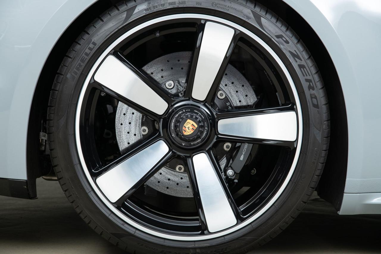 2023 Porsche 911 Sport Classic