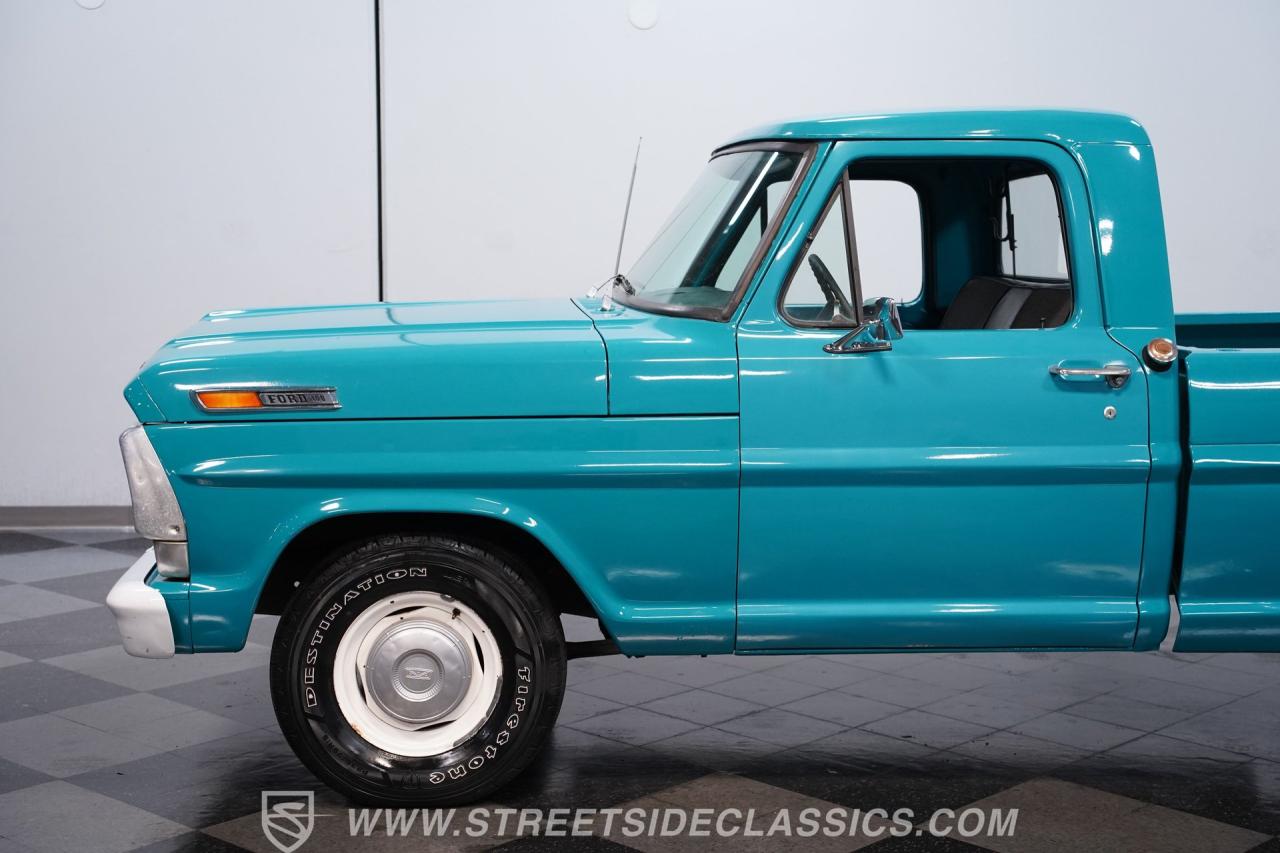 1969 Ford F-100