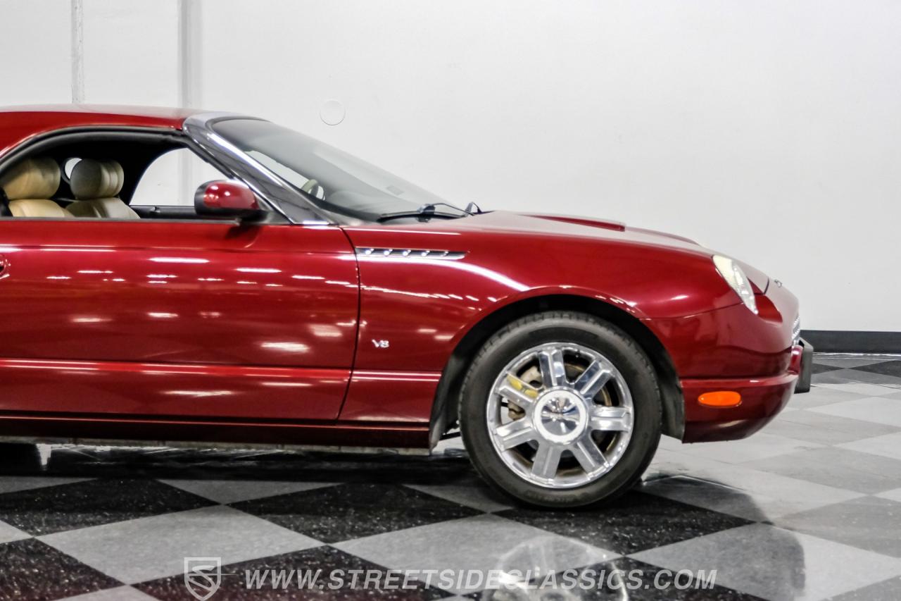 2004 Ford Thunderbird