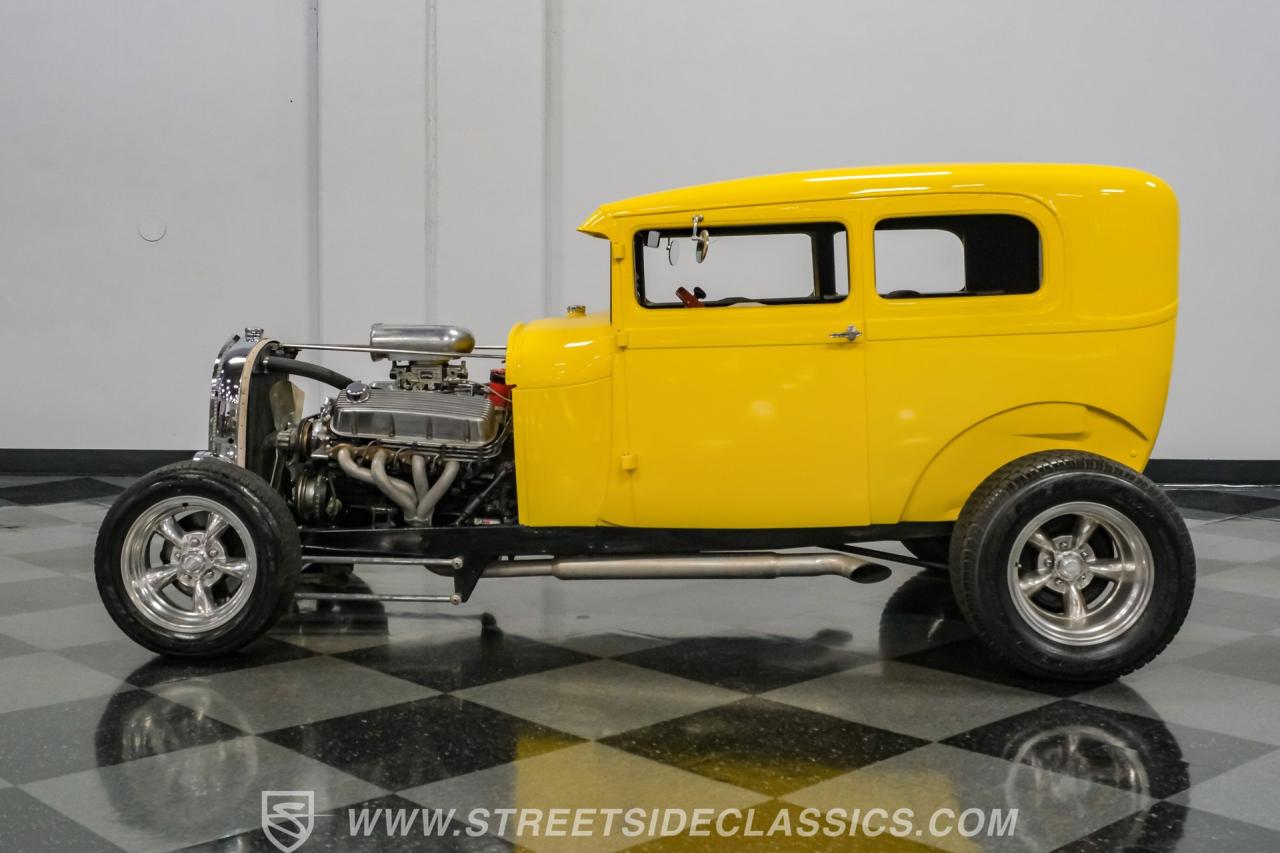 1929 Ford Model A 2-Door Sedan Hotrod