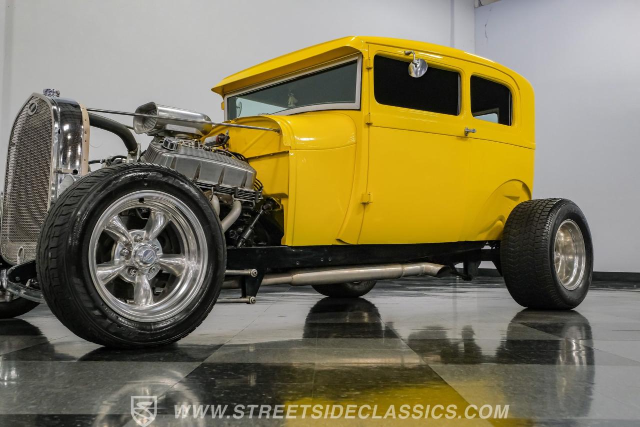 1929 Ford Model A 2-Door Sedan Hotrod