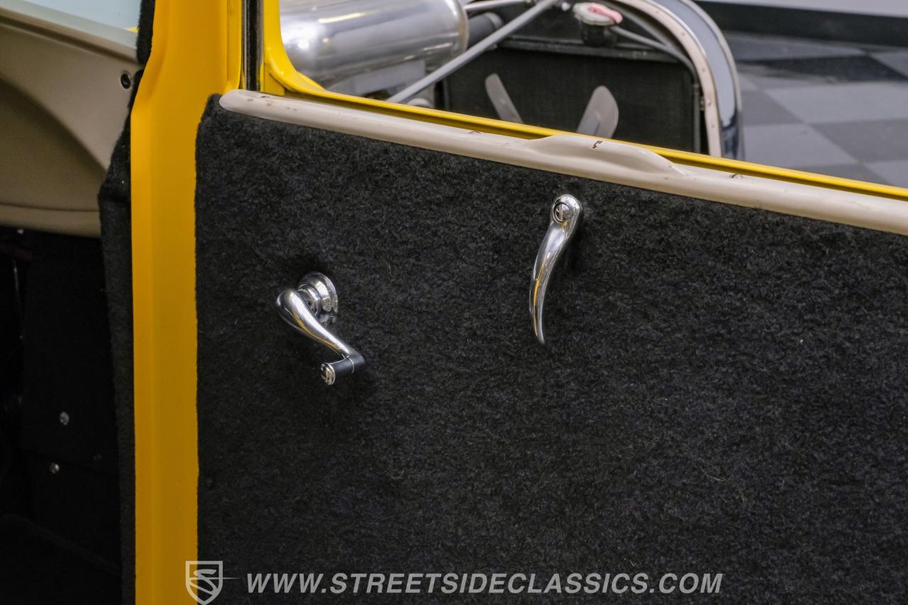 1929 Ford Model A 2-Door Sedan Hotrod