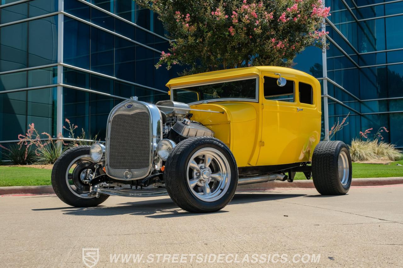 1929 Ford Model A 2-Door Sedan Hotrod