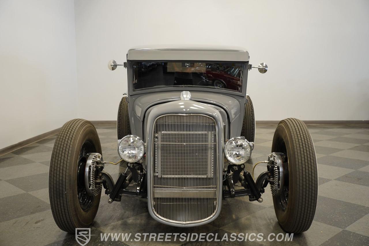 1930 Ford Model A Tudor Sedan Hotrod