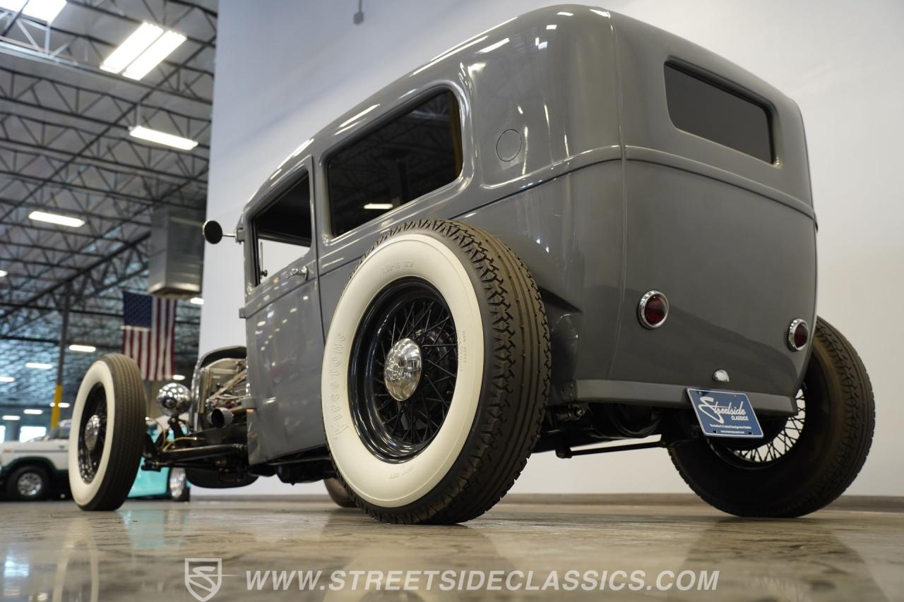 1930 Ford Model A Tudor Sedan Hotrod