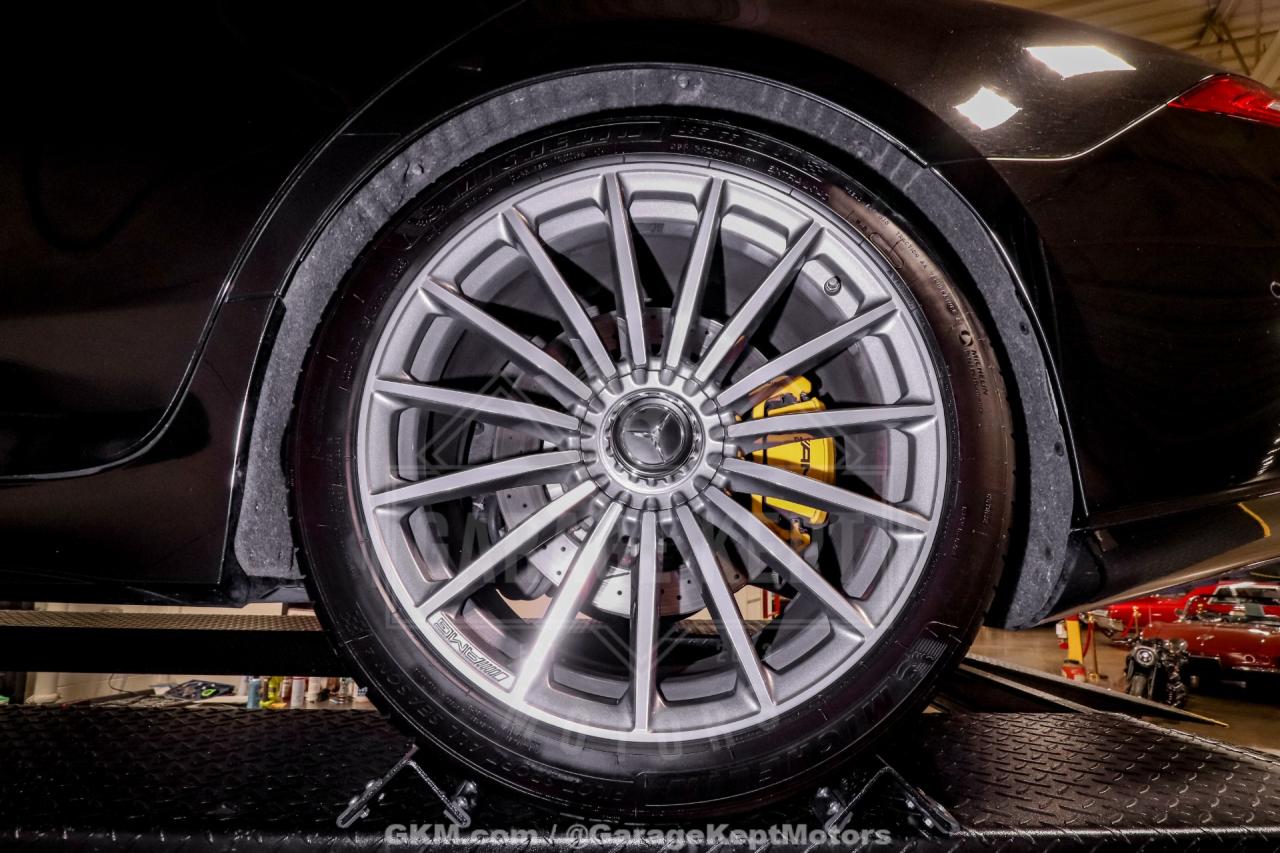 2019 Mercedes - Benz AMG GT